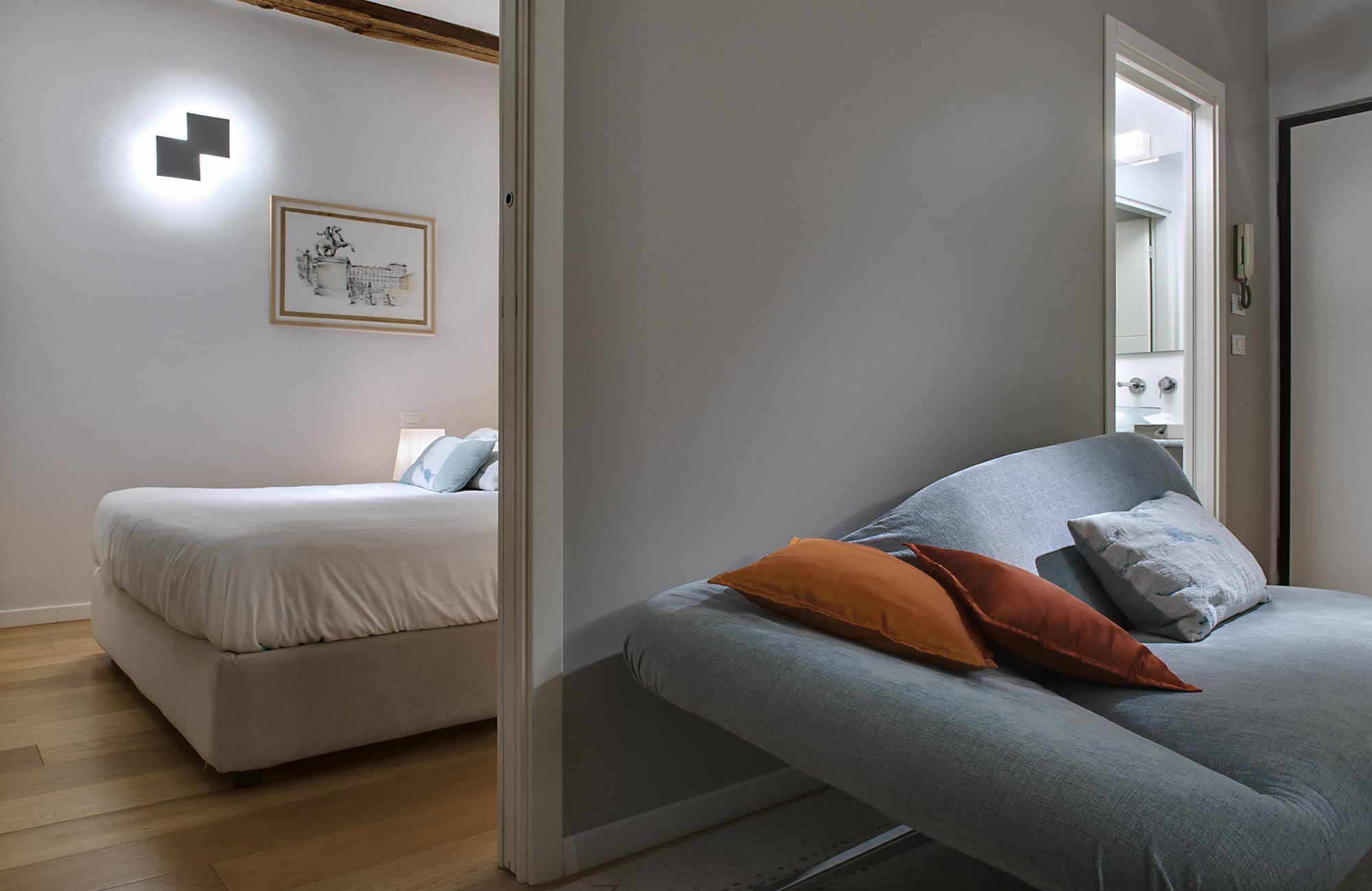 Apartahotel Piazza Vittorio 4*